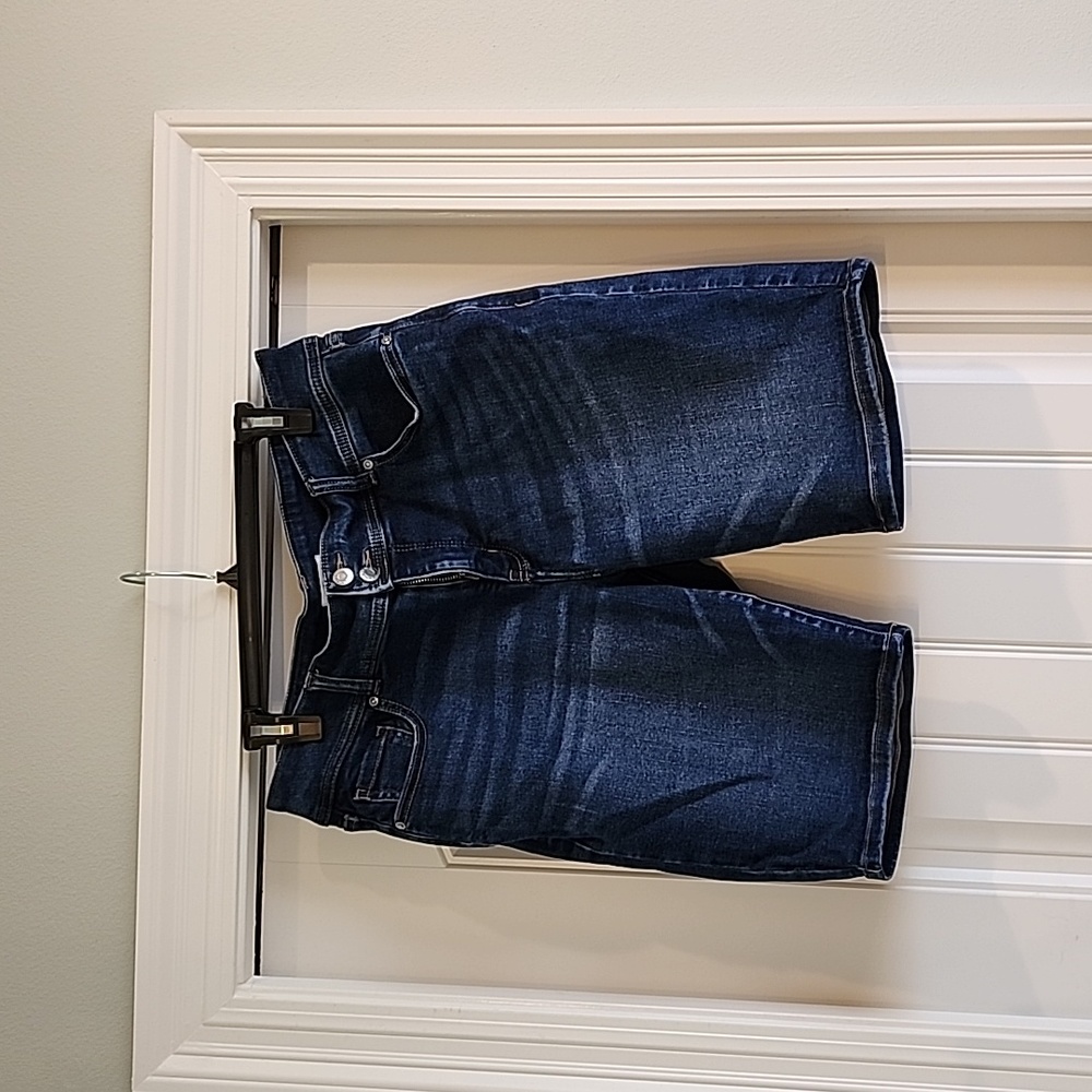 Lane Bryant dark wash jean shorts size 14 high rise bermuda with flex magic